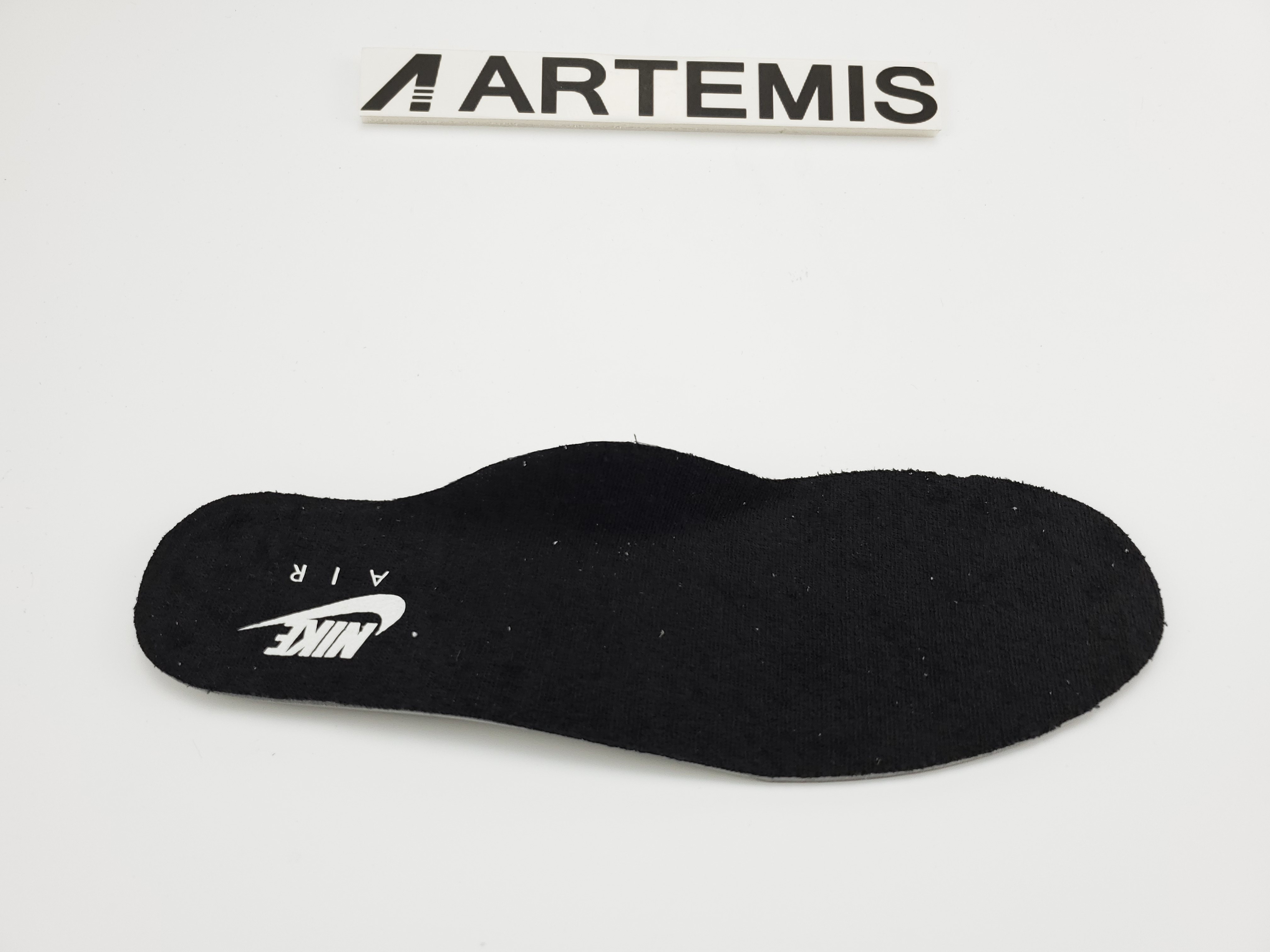 Jordan 11 Retro Space Jam (2016)