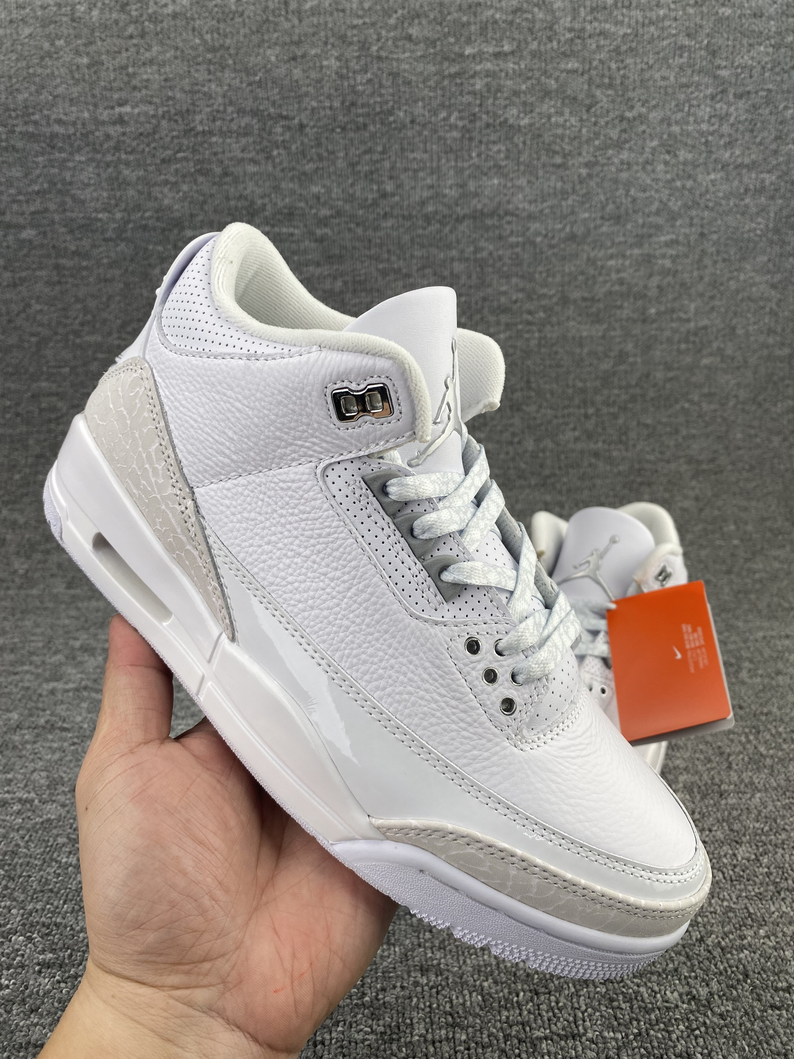 UA Air Jordan 3 Retro