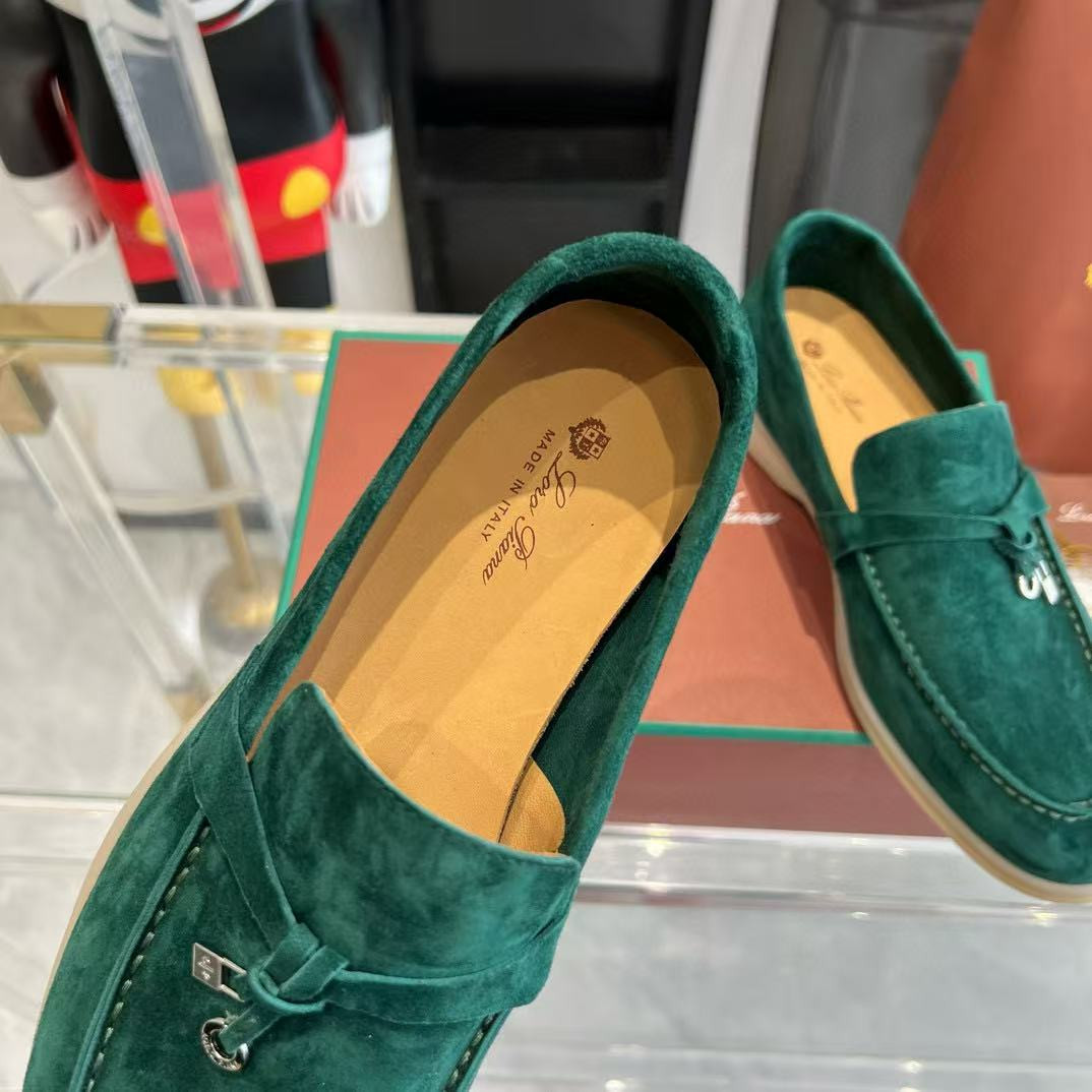 ua L**o p*ana summer charms walk loafers