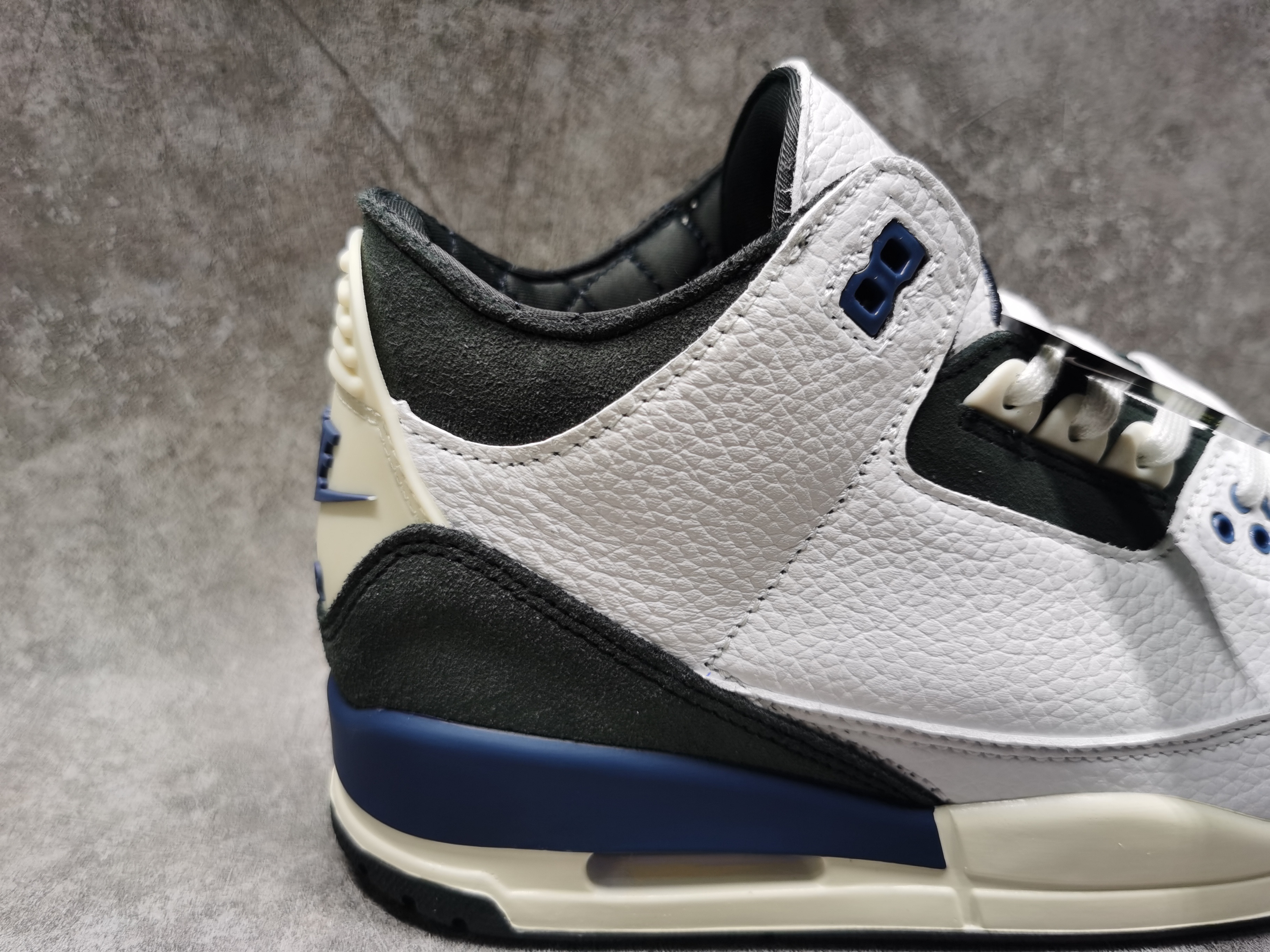 UA Jordan 3 Retro OG SP