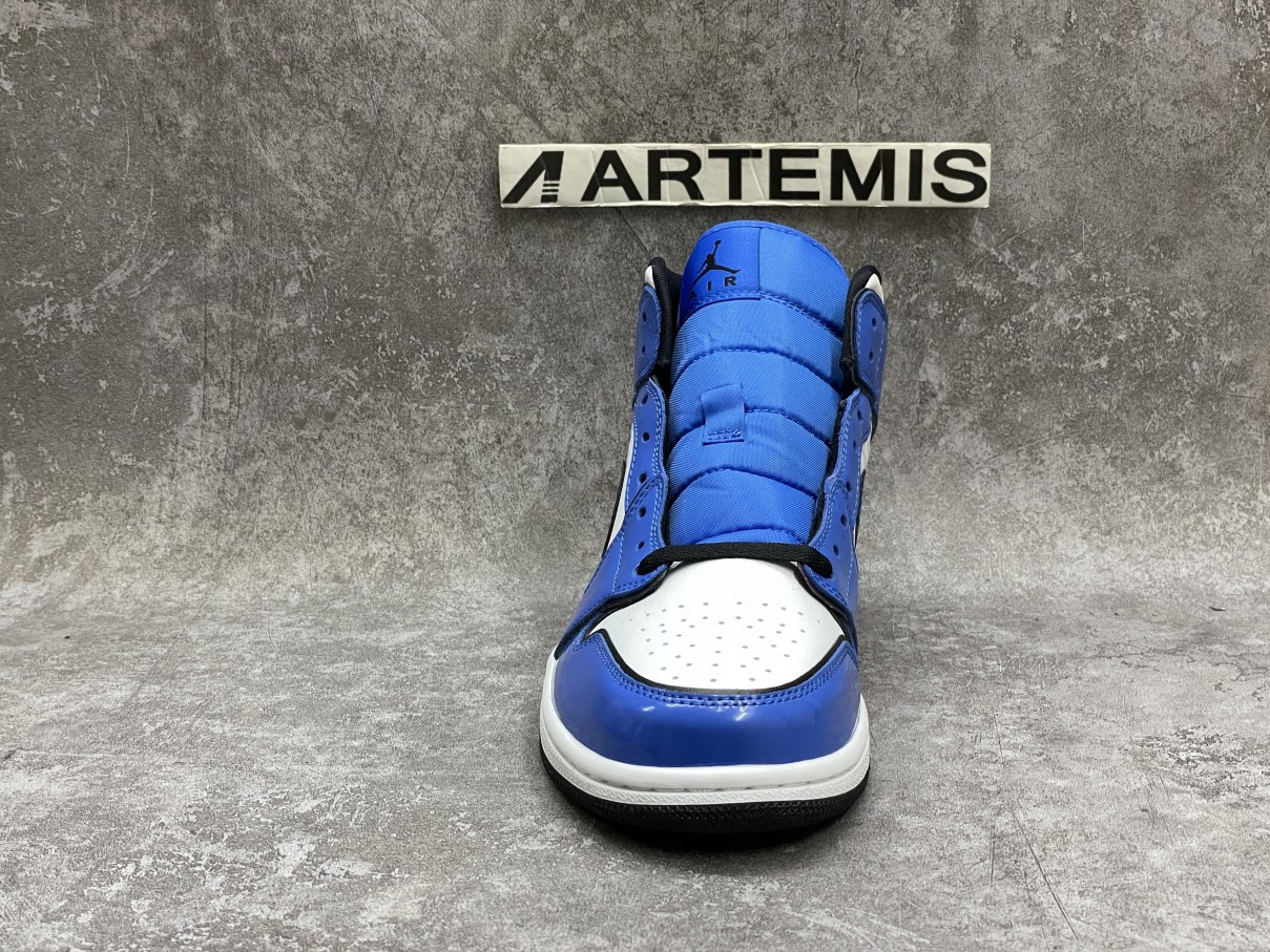 Air Jordan 1 Mid Signal Blue