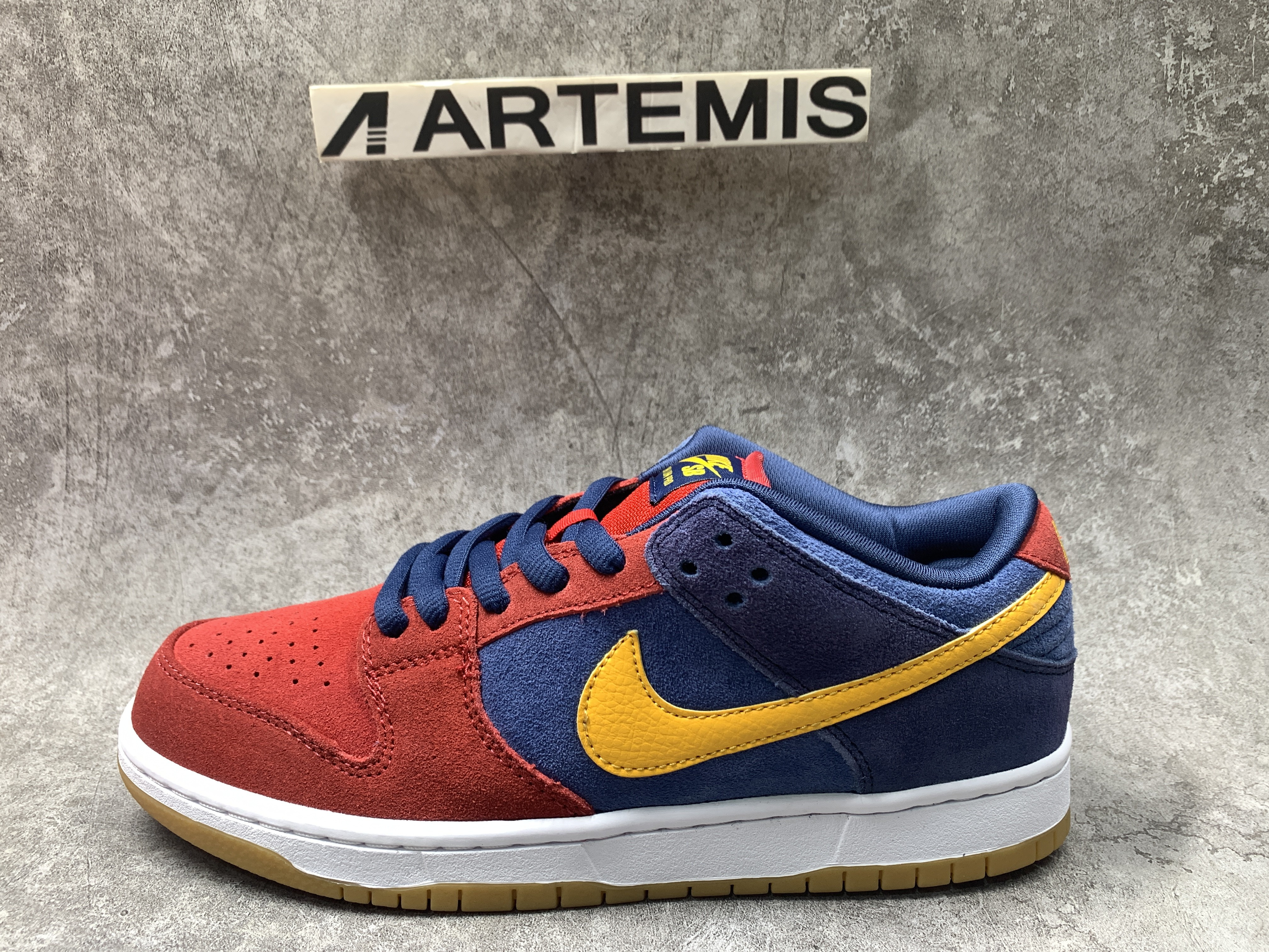 Nike SB Dunk Low Barcelona