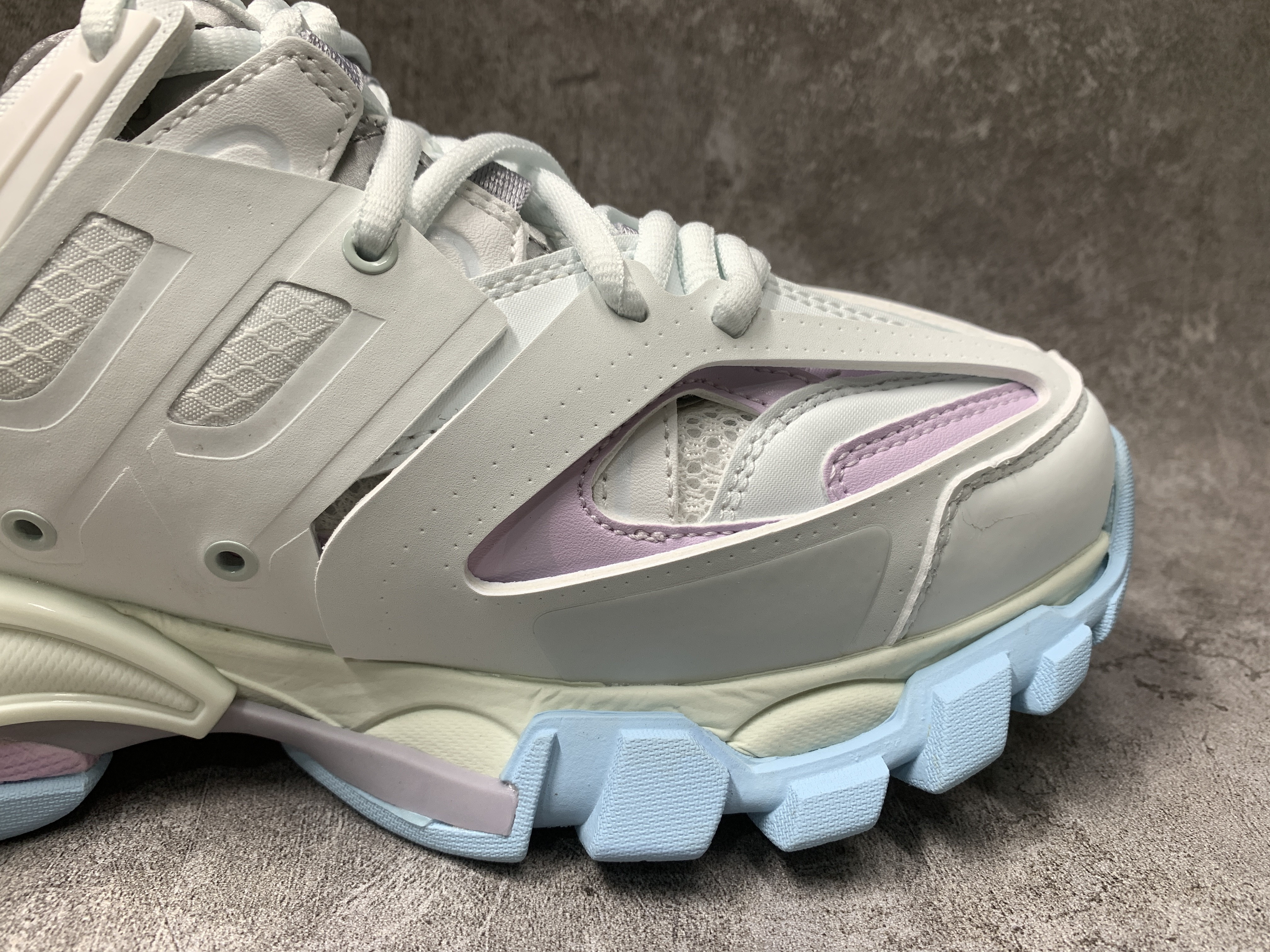 Balenciga Track Mule Pastel