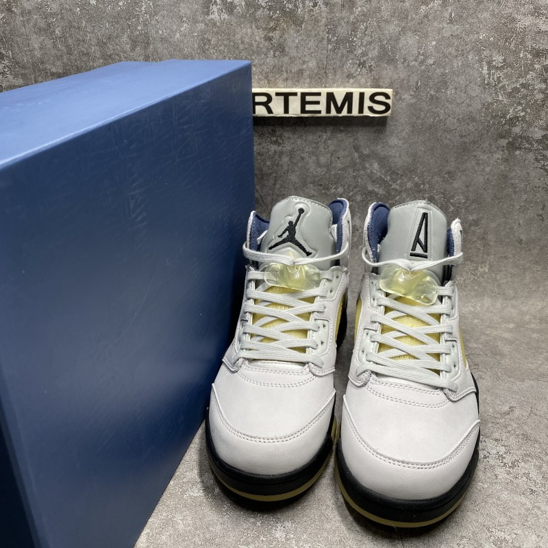 Air Jordan 5 Retro A Ma Maniére Diffused Blue