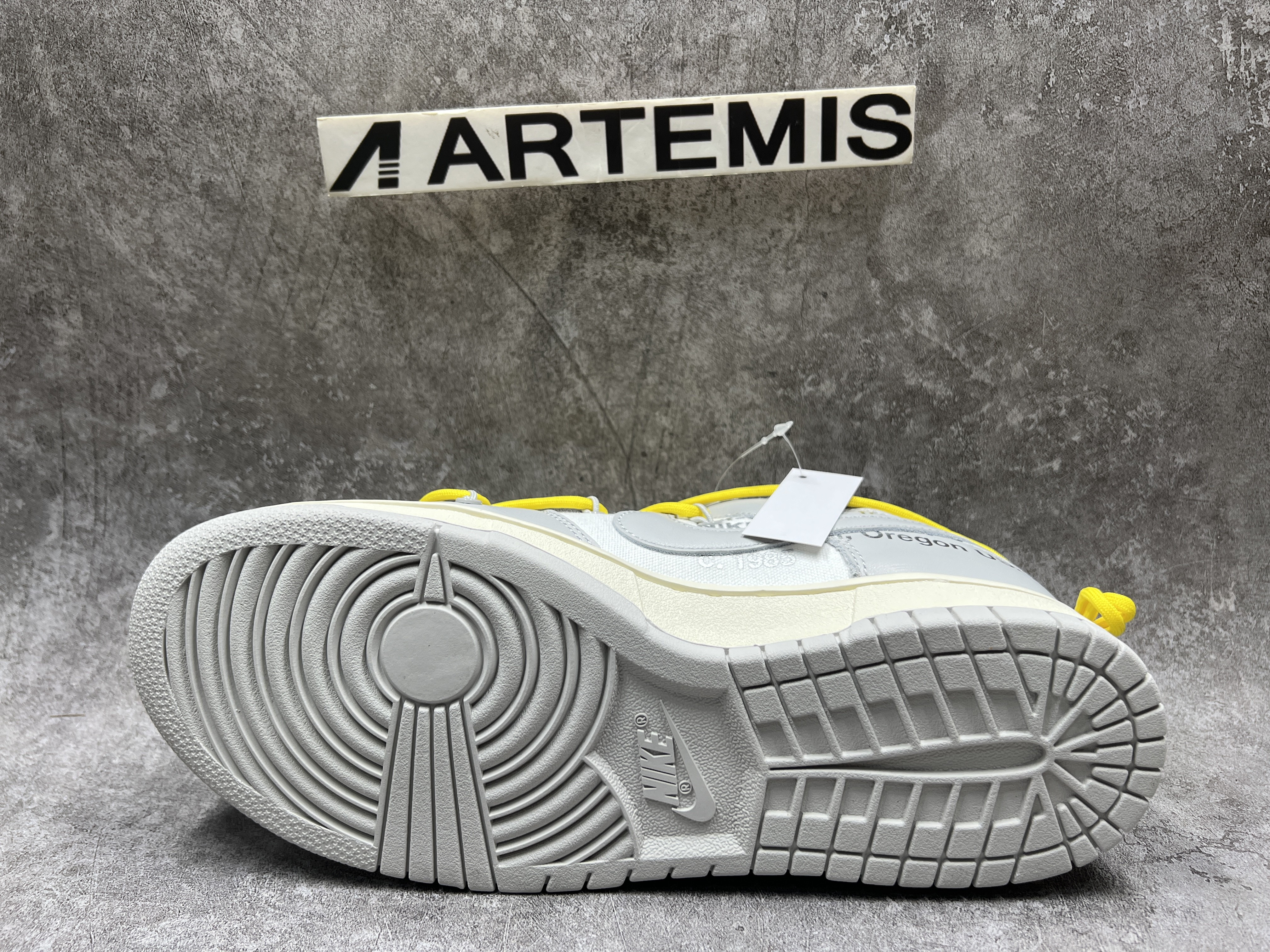 Nike Dunk Low Off-White Lot 29