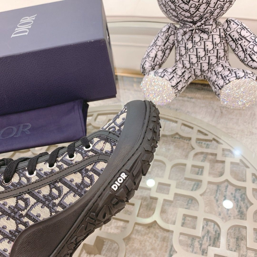 D*or b28 high black beige