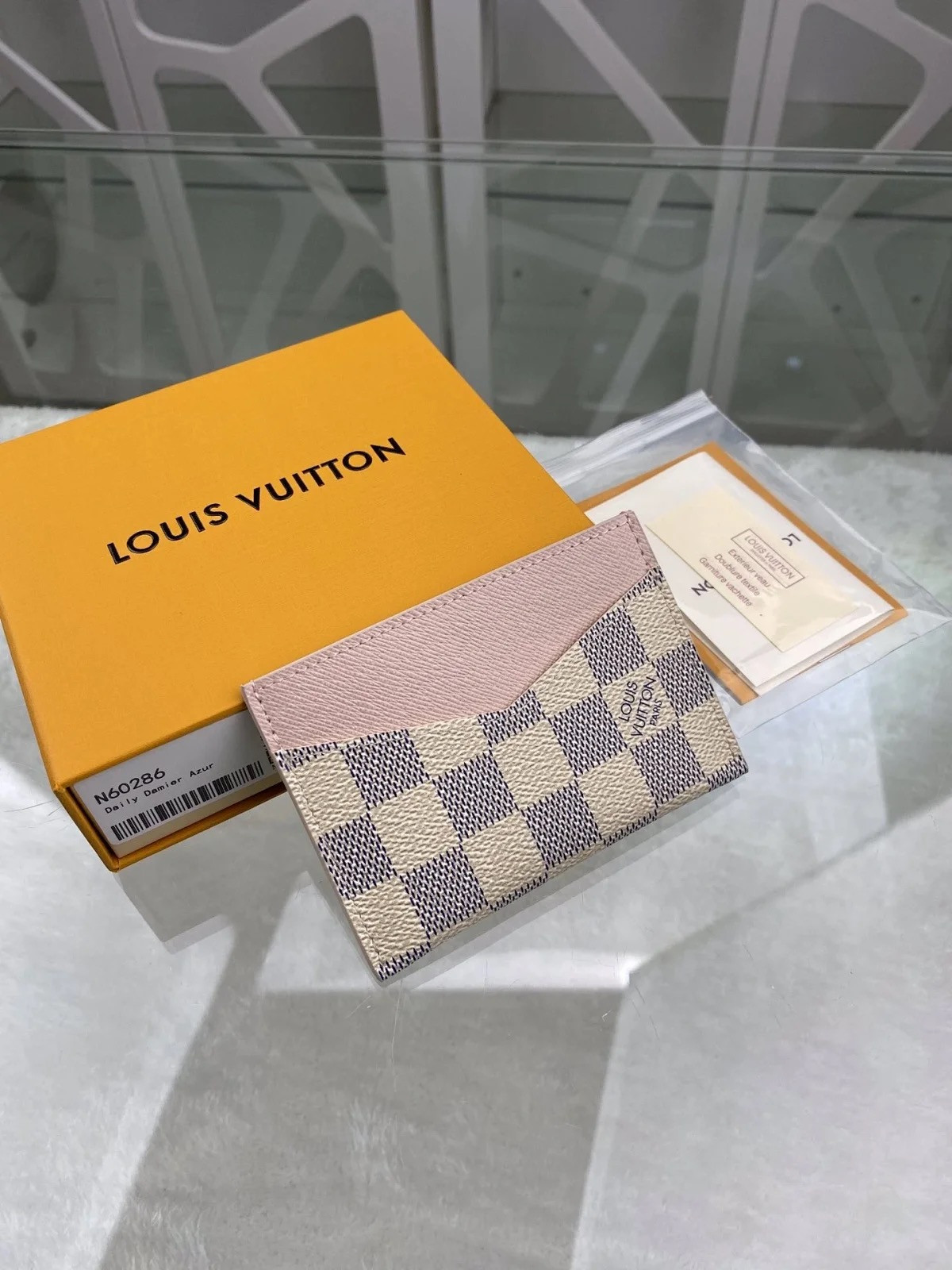 LV CARD HOLDER DAILY N60286