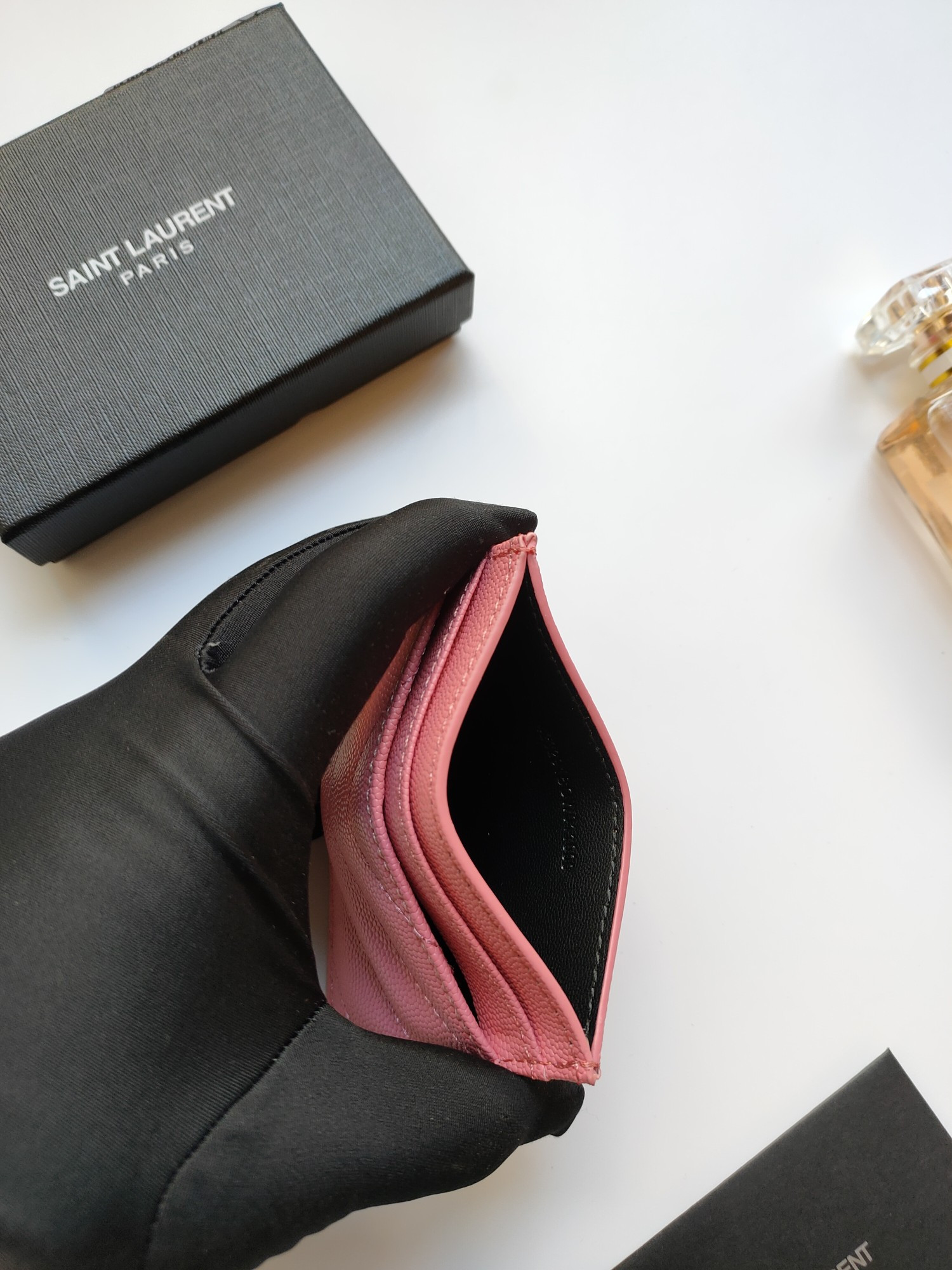 Y*L card holder 10.5×7.5×0.5cm