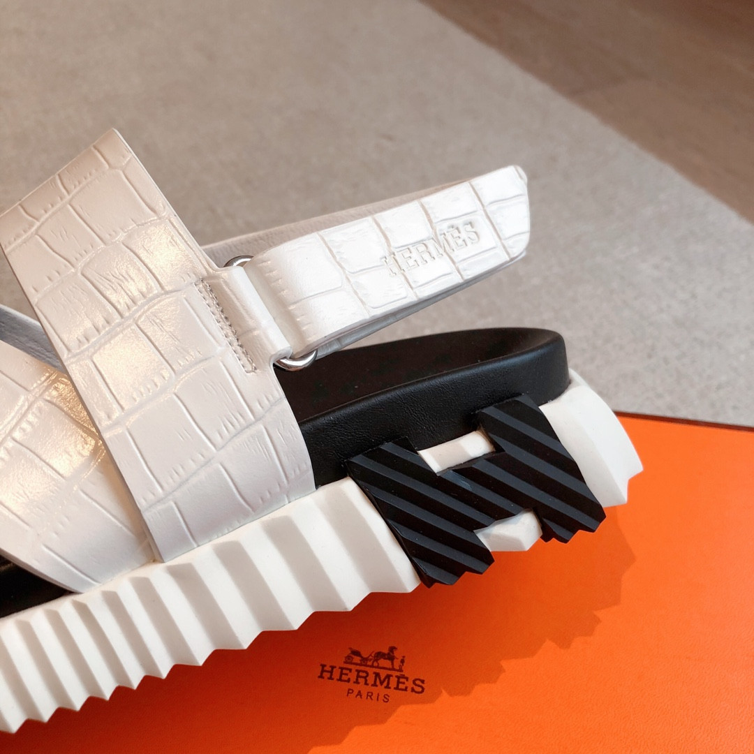 UA Hermès Electric sandal