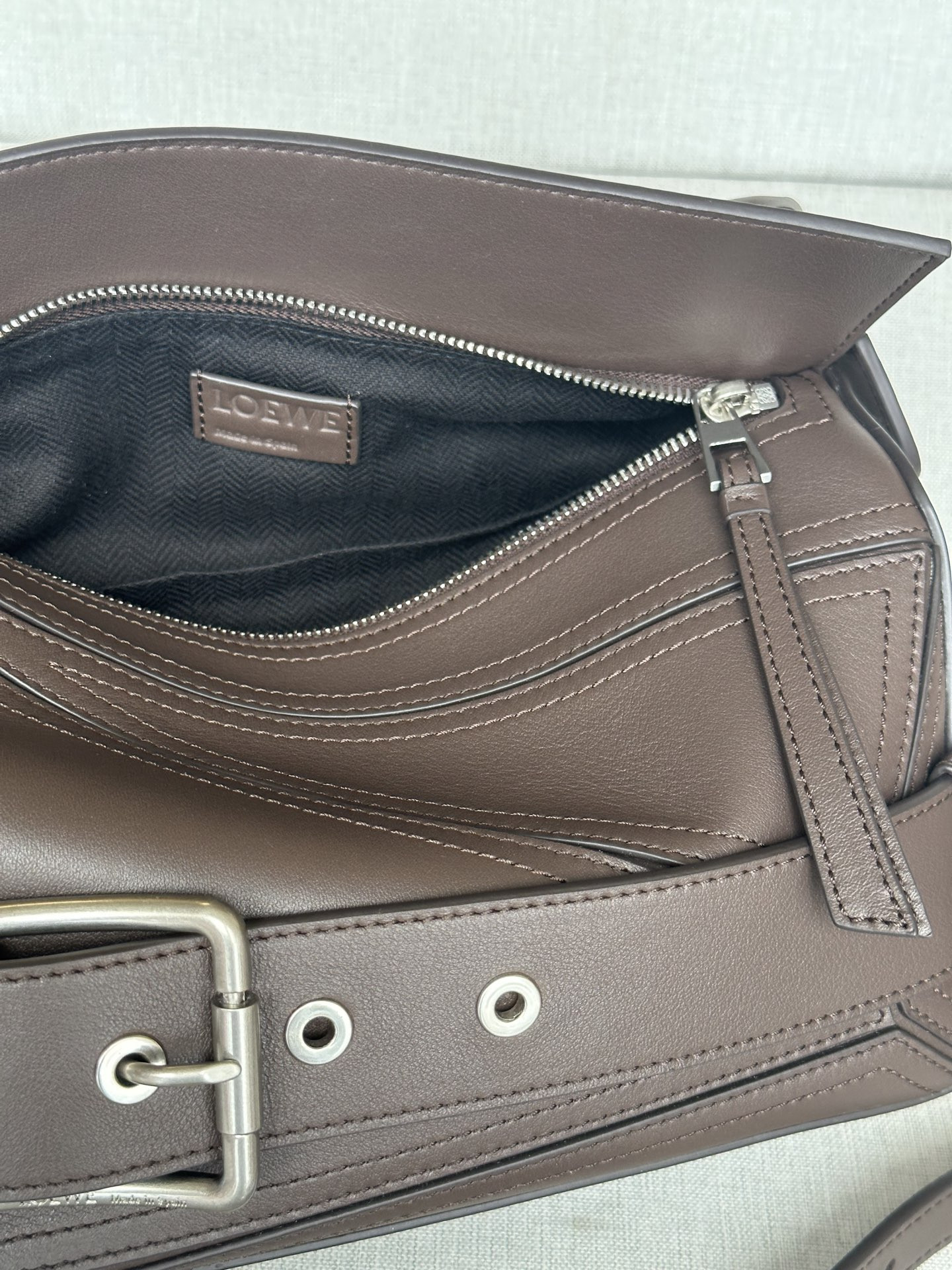 L0ew* small puzzle biker bag in shiny calfskin 16.5x24x10.5cm